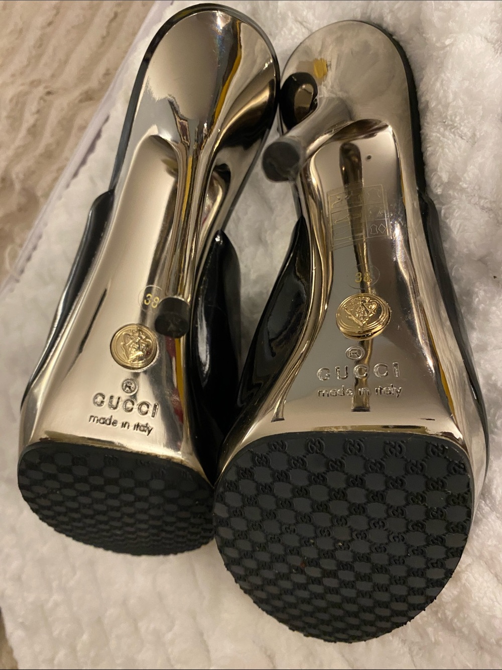 NWOT, Gucci Black Patent Platform Mule with Silver Stiletto with Gucci Shoe Bag - Picture 3 of 5